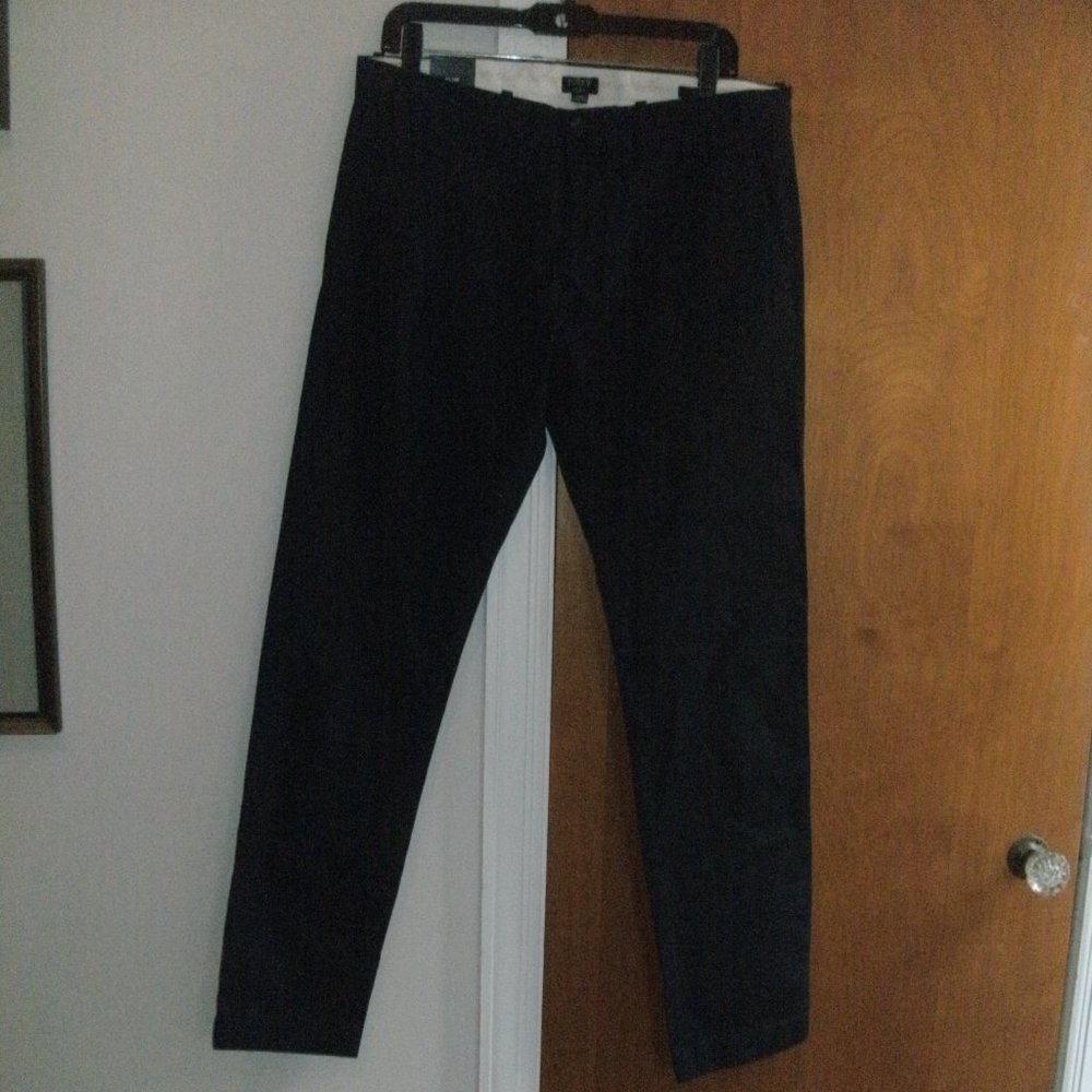 NWT J. Crew Navy Blue Flex Slim Flat Front Pants 99% Cotton 1% Elastane 32 x 32